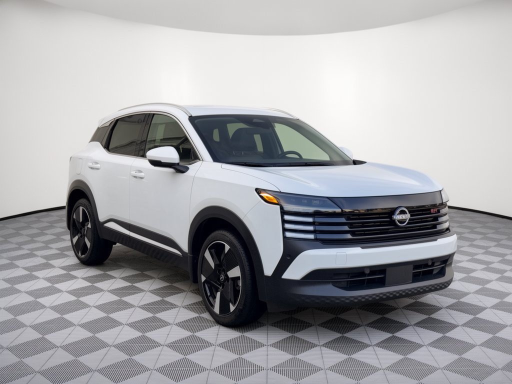 Used 2025 Nissan Kicks SR w/ SR Premium Package FWD image 7
