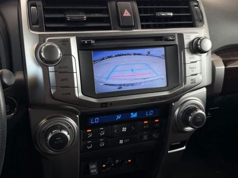 Used 2017 Toyota 4Runner Limited AWD/4WD image 7