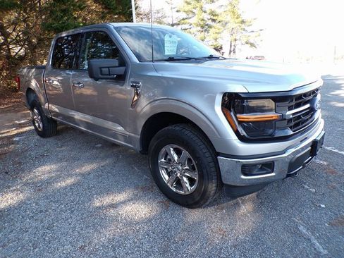 Used 2024 Ford F150 XLT w/ Mobile Office Package image 6
