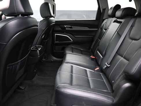 Used 2022 Kia Telluride EX FWD image 11