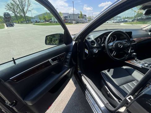 Used 2013 Mercedes-Benz C 300 4MATIC Sedan image 15