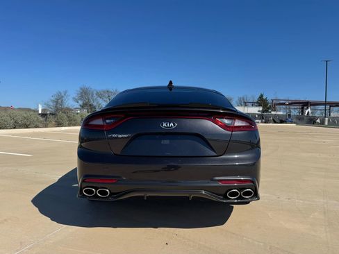 Used 2019 Kia Stinger Premium image 5