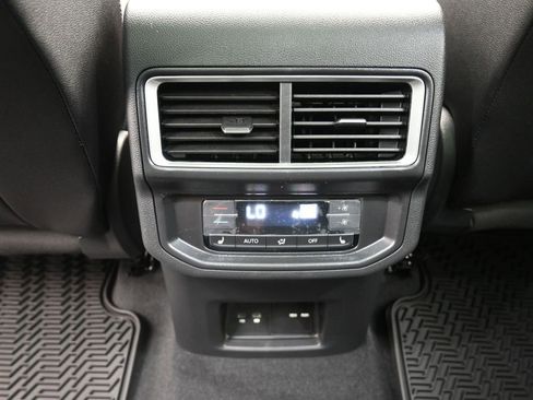 New 2025 Volkswagen Atlas SEL Premium R-Line image 22