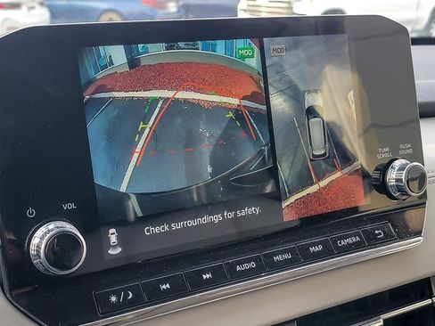 Used 2024 Mitsubishi Outlander SEL image 14