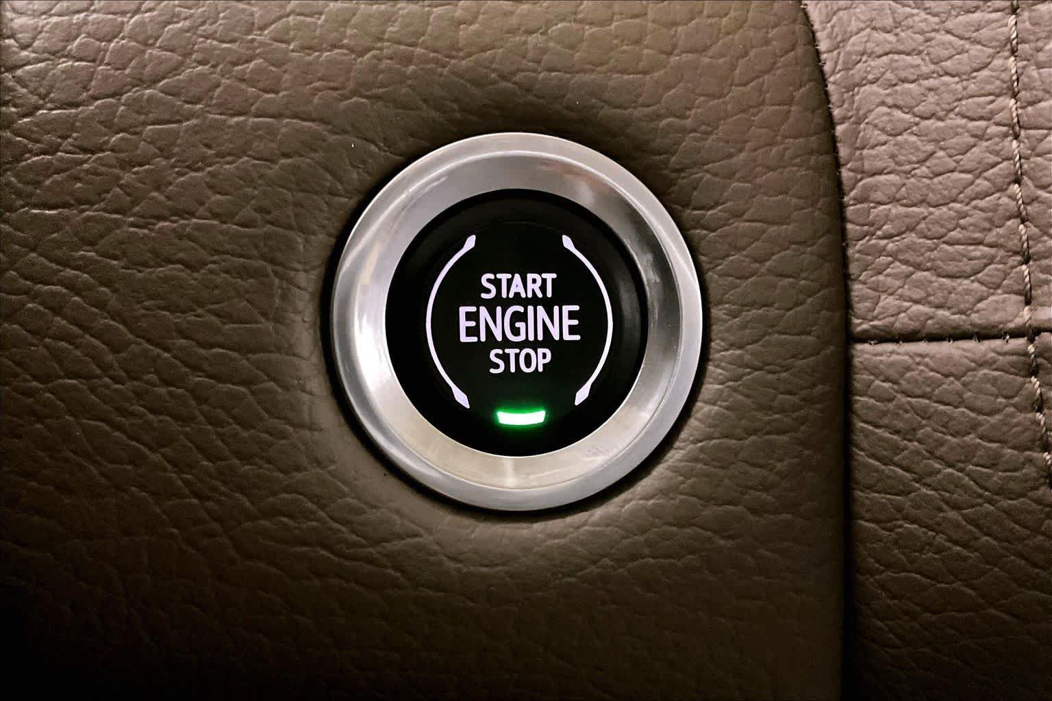 Used 2021 GMC Yukon Denali RWD image 31