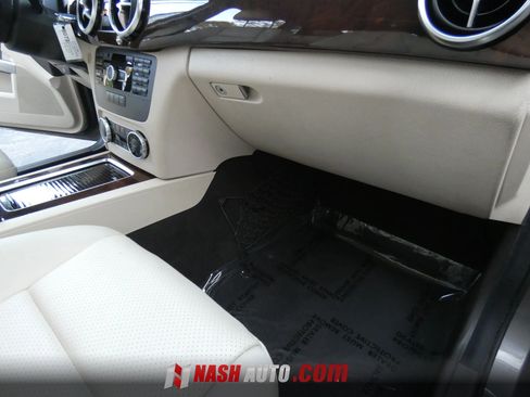 Used 2014 Mercedes-Benz GLK 350 2WD image 28