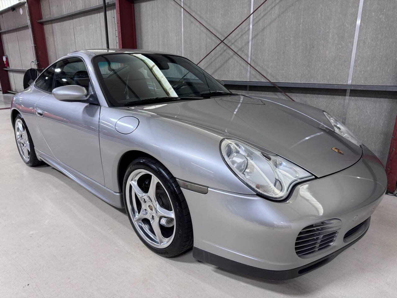 Used 2004 Porsche 911 40th Anniversary RWD image 16