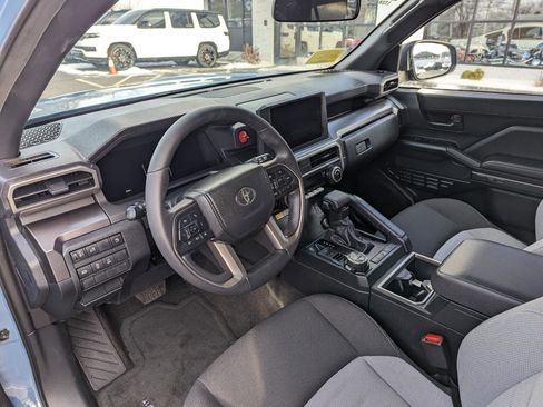Used 2025 Toyota 4Runner TRD Off-Road AWD/4WD image 14
