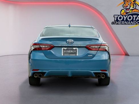 Used 2023 Toyota Camry XSE FWD image 7
