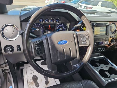 Used 2012 Ford F250 Lariat w/ Lariat Ultimate Pkg AWD/4WD image 13