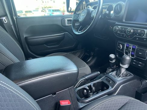 Used 2021 Jeep Wrangler Unlimited Sport image 46