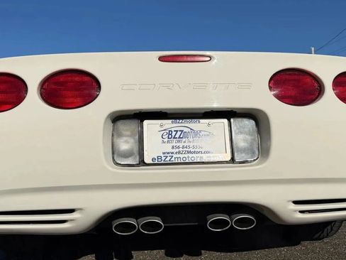 Used 2003 Chevrolet Corvette Coupe w/ Preferred Equipment Group image 49