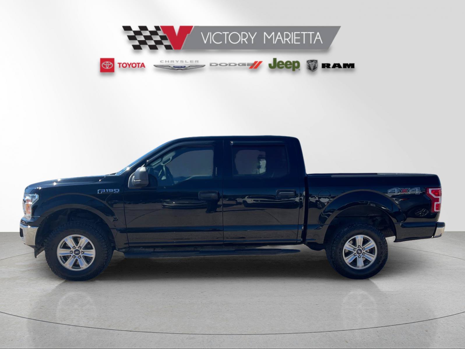 Used 2018 Ford F150 XLT w/ Trailer Tow Package AWD/4WD image 2