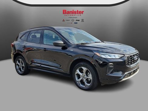 Used 2024 Ford Escape ST-Line AWD/4WD image 3