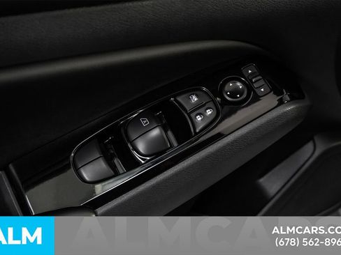 Used 2025 Nissan Altima 2.5 SR image 46