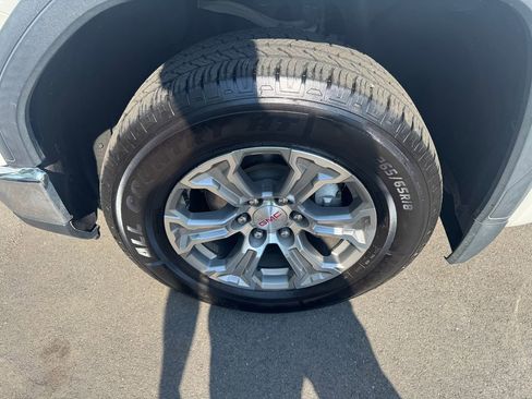 Used 2023 GMC Sierra 1500 SLT w/ SLT Convenience Package AWD/4WD image 13