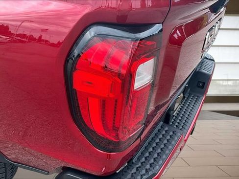 Used 2023 GMC Canyon Denali AWD/4WD image 30