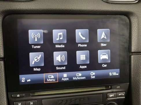 Used 2019 Porsche 718 Boxster RWD image 35
