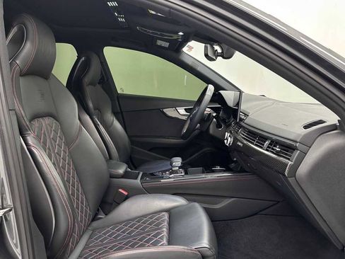 Used 2024 Audi S4 Premium Plus w/ Premium Plus Package image 18