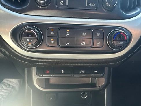 Used 2021 GMC Canyon Elevation w/ Trailering Package RWD image 18