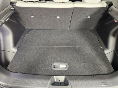 New 2026 Nissan Leaf Platinum+ w/ Cargo Package (Platinum+) image 14