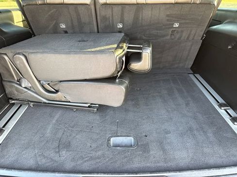 Used 2024 Jeep Wagoneer L Base w/ Convenience Group I image 10