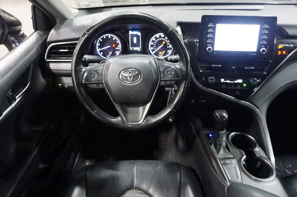 Used 2024 Toyota Camry SE FWD image 6