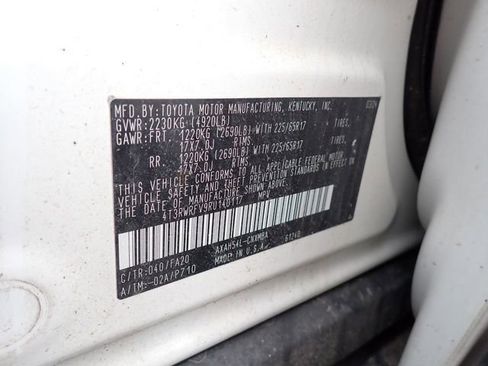 Used 2024 Toyota RAV4 XLE w/ Convenience Package image 11