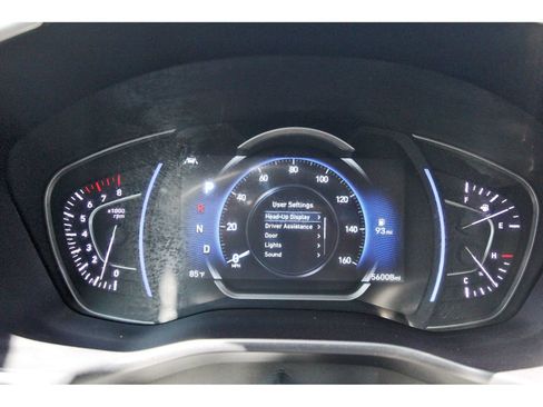 Used 2019 Hyundai Santa Fe FWD image 16
