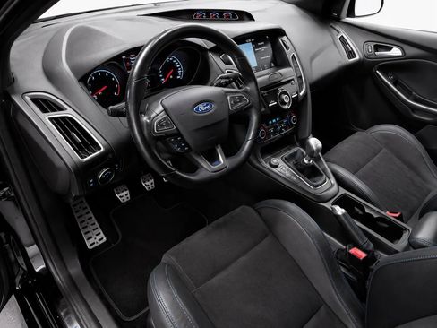 Used 2017 Ford Focus RS AWD/4WD image 10
