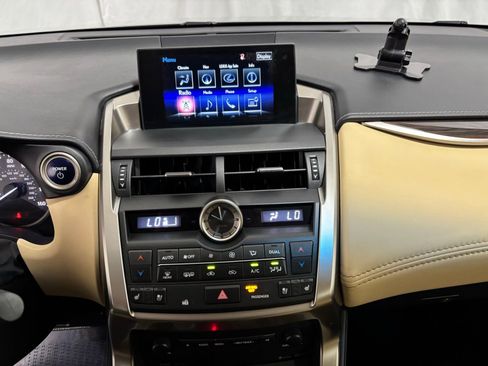 Used 2015 Lexus NX 300h FWD image 24