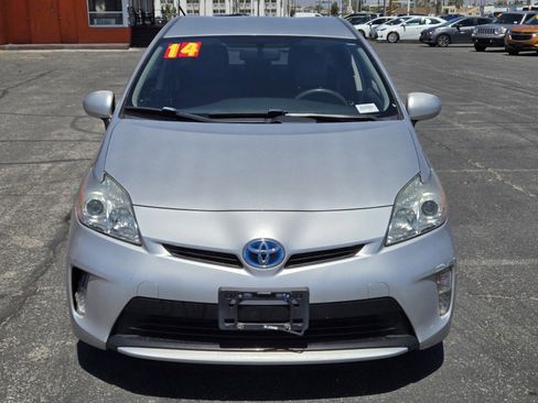 Used 2014 Toyota Prius Three image 6