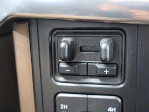 Used 2024 Ford F150 King Ranch w/ FX4 Off-Road Package AWD/4WD image 30