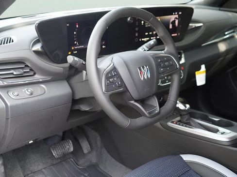 Used 2026 Buick Envista Preferred w/ Convenience I Package FWD image 8
