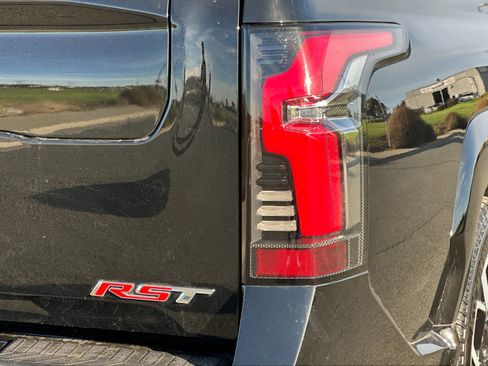 Used 2024 Chevrolet Silverado EV RST image 33