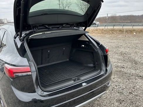Used 2023 Buick Envision Preferred w/ Sport Touring Package AWD/4WD image 12