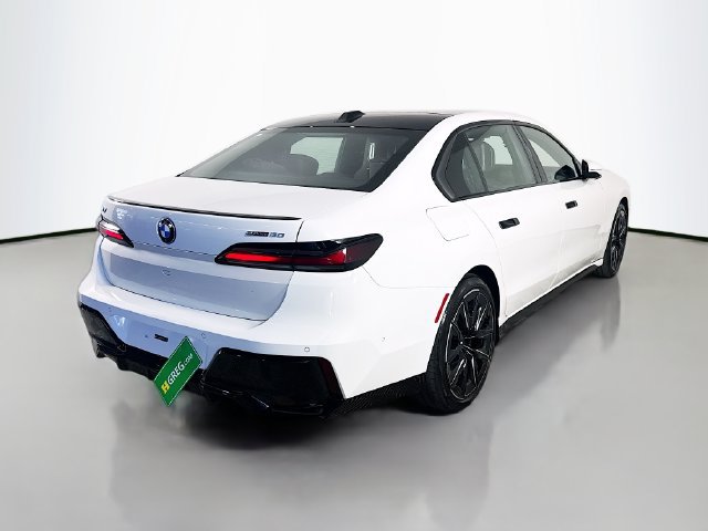 Used 2025 BMW i7 eDrive50 w/ M Sport Package RWD image 10