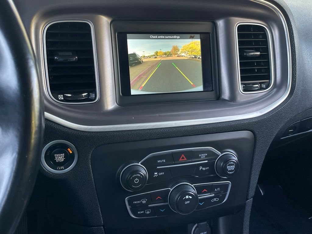Used 2022 Dodge Charger SXT RWD image 17
