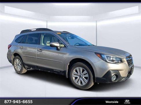 Used 2019 Subaru Outback 2.5i Premium image 1