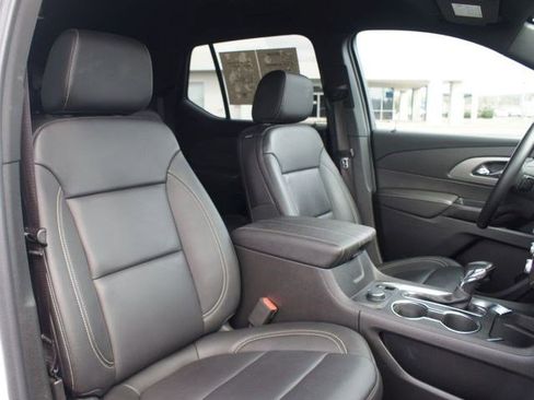 Certified 2023 Chevrolet Traverse LT image 23