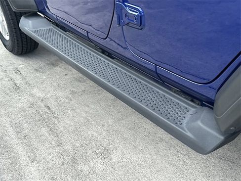 Used 2019 Jeep Wrangler Unlimited Sport S image 12