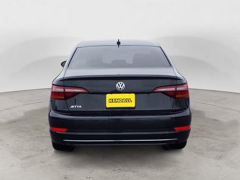 Used 2019 Volkswagen Jetta SE FWD image 4