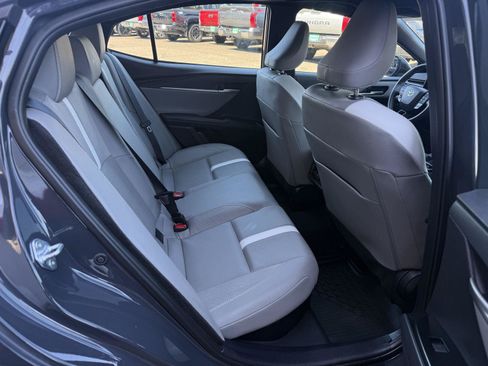 Used 2025 Toyota Camry SE w/ Convenience Package AWD/4WD image 18