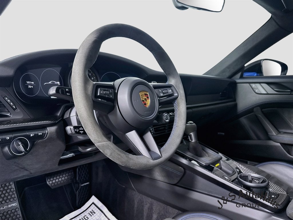 Used 2022 Porsche 911 GT3 RWD image 9