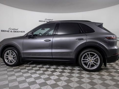 Used 2023 Porsche Cayenne AWD/4WD image 11