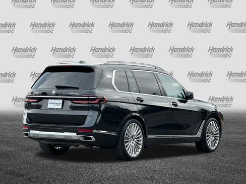 Used 2025 BMW X7 xDrive40i w/ Premium Package image 5