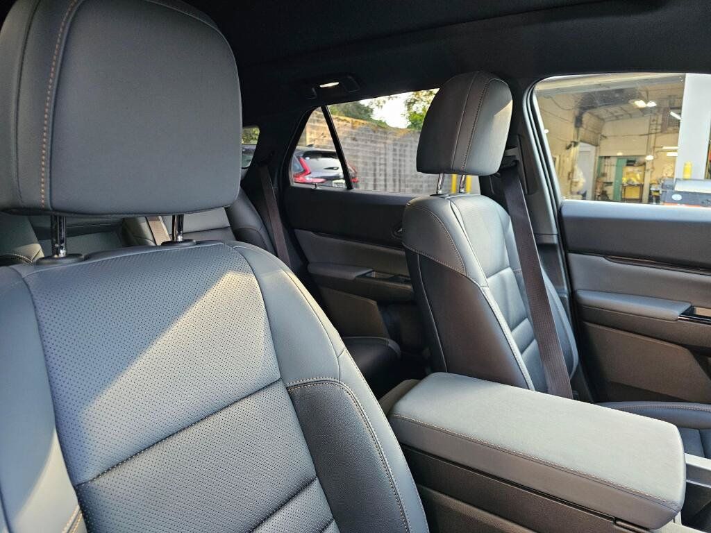 Used 2024 Honda Prologue Elite image 11