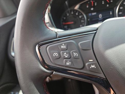 Used 2024 Chevrolet Equinox RS FWD image 24