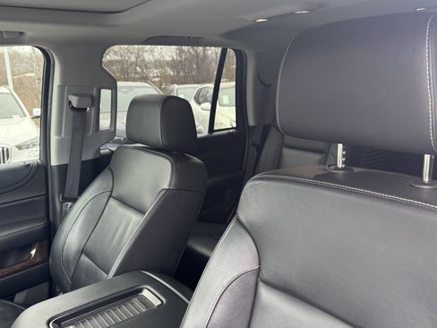 Used 2017 Chevrolet Tahoe LT w/ LT Signature Package image 17