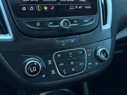 Used 2024 Chevrolet Malibu LT FWD image 18